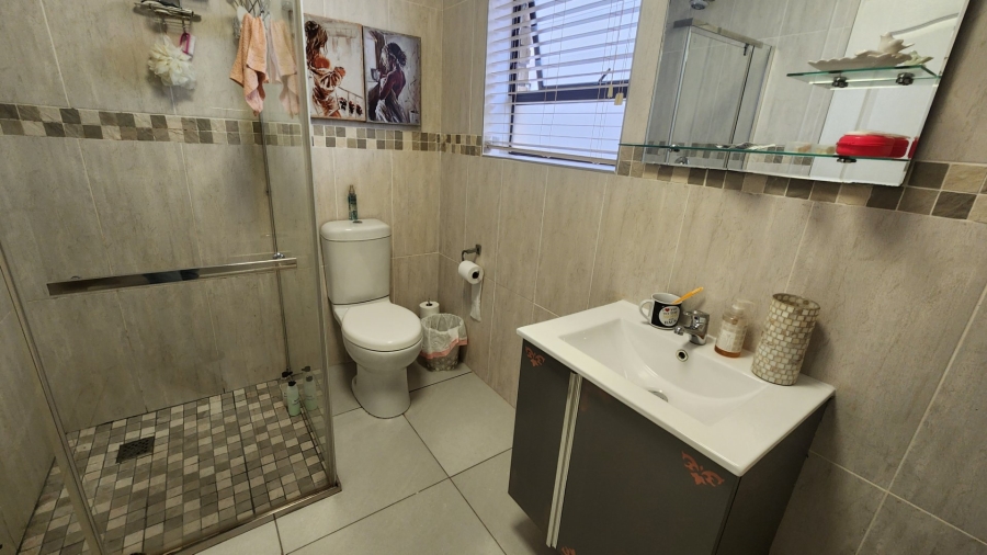 3 Bedroom Property for Sale in Seemeeu Park Western Cape